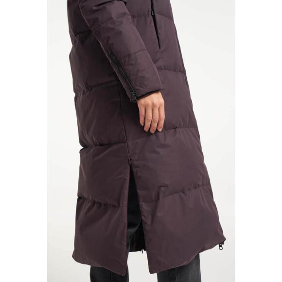 Tenson W Shanna Down Coat Aubergine Lang damejakke