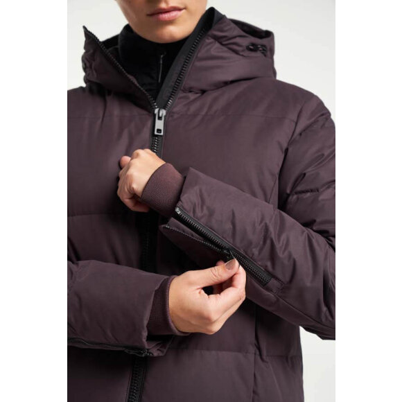 Tenson W Shanna Down Coat Aubergine Lang damejakke